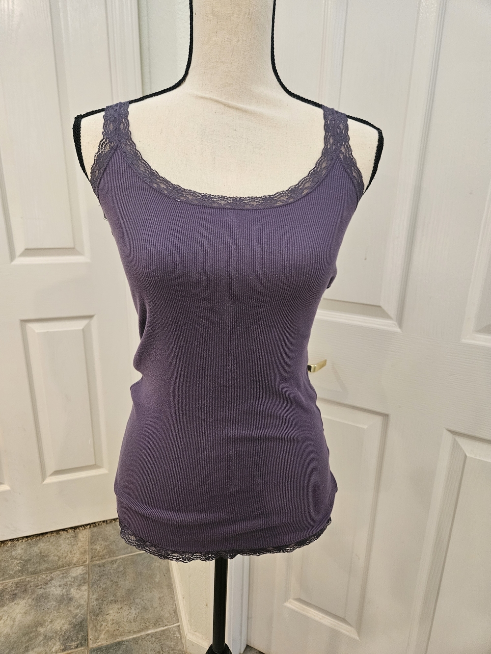 American Eagle Women's Lace-Trim Ribbed Tank Top - Purple
